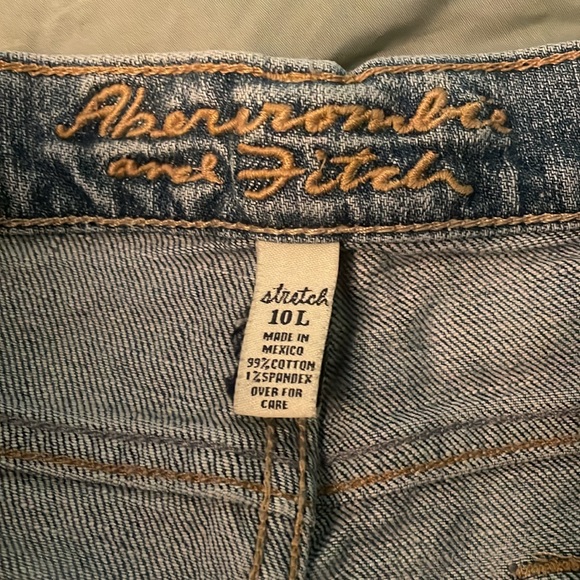 AF SHORTS - Picture 2 of 3